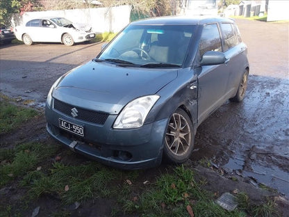 SUZUKI SWIFT FZ 2006 white - Left Front Door - AU-219-SZ-3LP-D-A