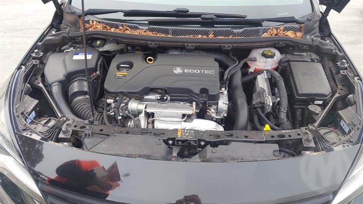 HOLDEN ASTRA Hatchback (BK) 1.4 2017 black - Right Rear 1/4 Door Glass - AU-219-HL-90-G-J