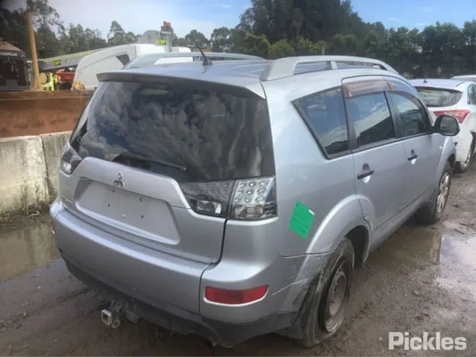 MITSUBISHI OUTLANDER ZG 2008 silver - Left Front Door - AU-219-MI-5LP-D-A