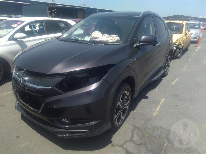 HONDA HR-V RU 2016 black - Right Rear Door - AU-219-HO-7LP-D-D