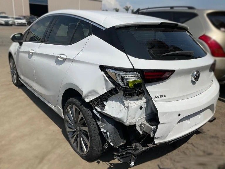 Holden Astra Rsv Bk 5dr Hatch 2018 1.6l Petrol Turbo Fwd Manual - LHR Door Shell BK019840-LHR-DO