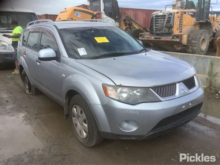 MITSUBISHI OUTLANDER ZG 2008 silver - Left Front Door - AU-219-MI-5LP-D-A