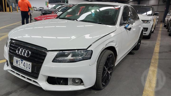 AUDI A4 B8 (8K2) 1.8 TFSI 2010 white - Brake Caliper - Right Front - AU-219-AU-8-W-D