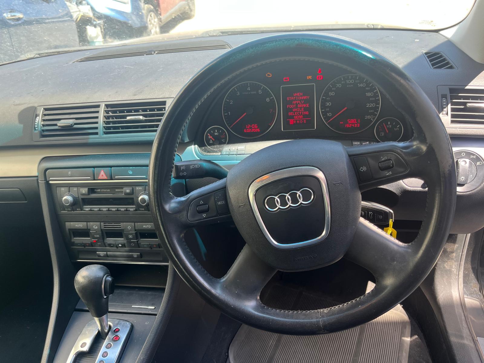 AUDI A4 B7 Sedan (8EC) 2.0 2006 black - Brake Booster - AU-219-AU-6-W-N