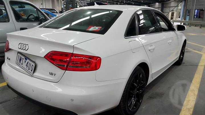 AUDI A4 B8 (8K2) 1.8 TFSI 2010 white - Left Front Lower Control Arm - AU-219-AU-8-T-E