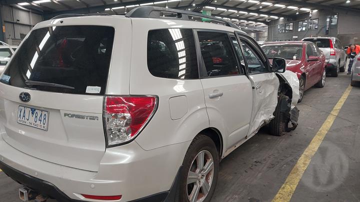 SUBARU FORESTER SH 2008 white - Left Rear Door - AU-219-SU-32LP-D-C