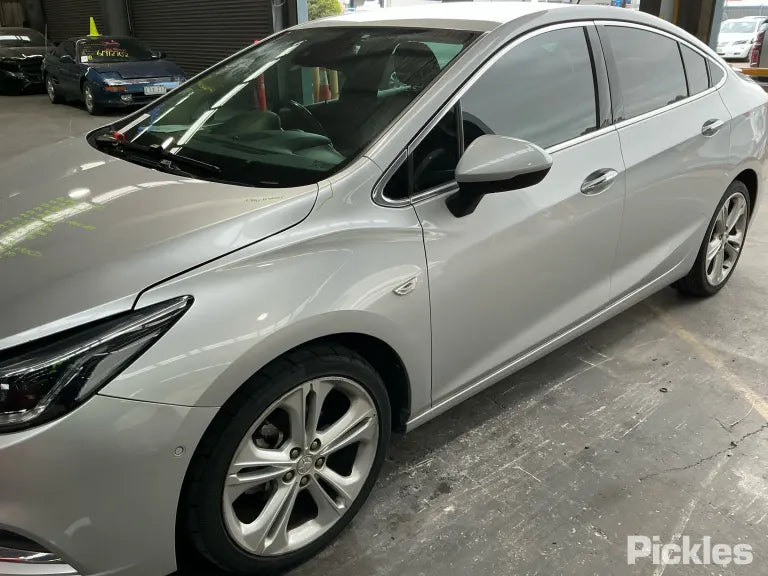 Wrecking/Dismantling Holden Astra BL LTZ silver 1.4L PETROL TURBO FWD AUTO