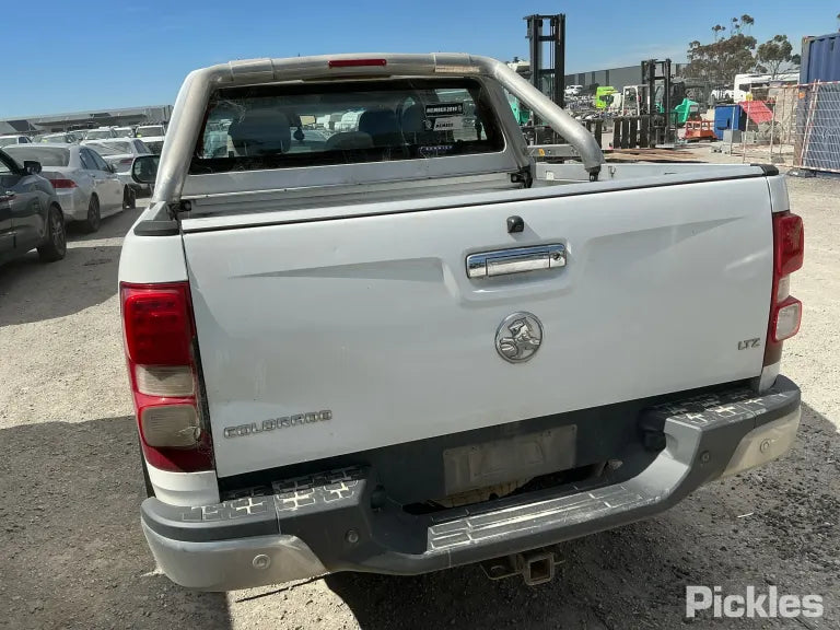 Wrecking/Dismantling Holden Colorado RG LTZ 2015 dual cab Ute 2.8L Diesel 4WD Auto white - ACW266