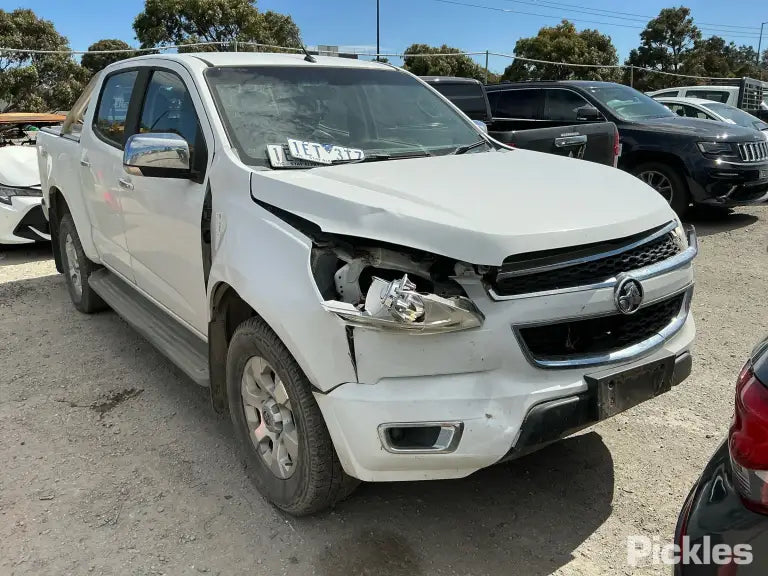 Wrecking/Dismantling Holden Colorado RG LTZ 2015 dual cab Ute 2.8L Diesel 4WD Auto white - ACW266