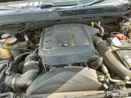 Wrecking/Dismantling Holden Colorado RG LTZ 2015 dual cab Ute 2.8L Diesel 4WD Auto white - ACW266