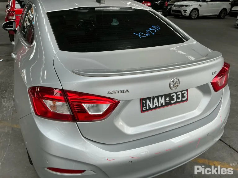 Wrecking/Dismantling Holden Astra BL LTZ silver 1.4L PETROL TURBO FWD AUTO