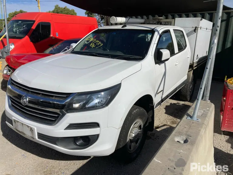 Wrecking/Dismantling Holden Colorado RG 2017 dual cab Ute 2.8L Diesel 4WD Auto white