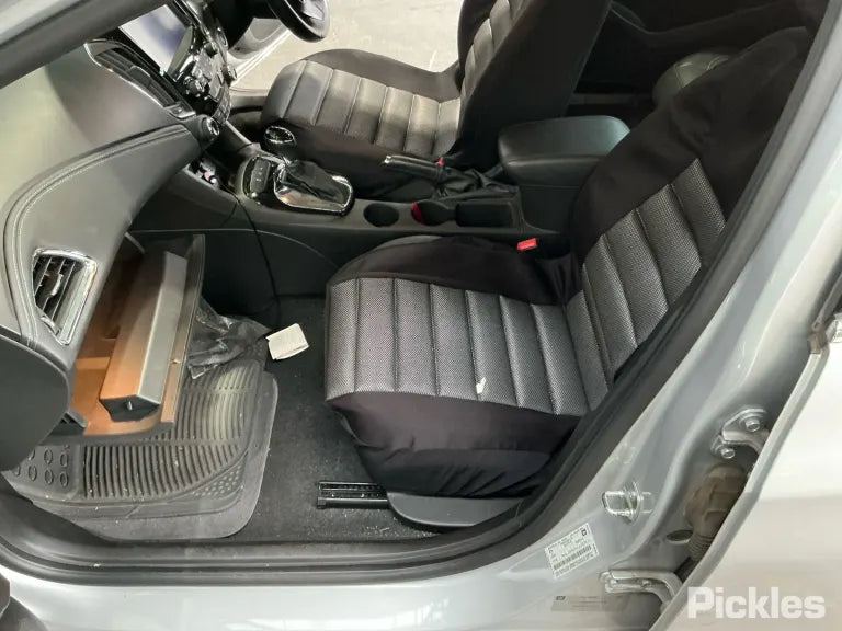 Wrecking/Dismantling Holden Astra BL LTZ silver 1.4L PETROL TURBO FWD AUTO