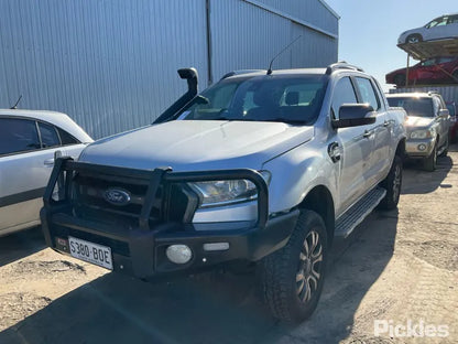 Wrecking/Dismantling Ford Ranger wildtrak 2017 silver 3.2L diesel auto 4WD - ACW267